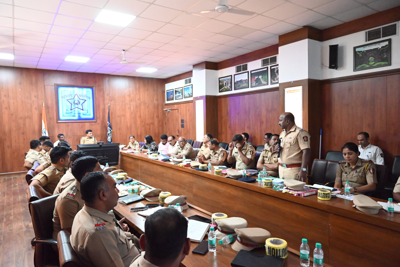 अल्पवयीन मुलीचा पाठलाग करून घरात घुसून मारहाण करणाऱ्या आरोपीस कारावास; पातूर तालुक्यातील आगीखेड येथील घटना