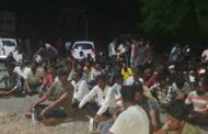 गावंडगावात महापुरुषाच्या अर्धपुतळ्याची विटंबना संतप्त ३०० ग्रामस्थांचा चान्नी पोलीस ठाण्यात ठिय्या आरोपींवर कठोर कारवाईची मागणी तिघे संशयित ताब्यात,तर  सोमवारी गोर सेनेचा मोर्चा