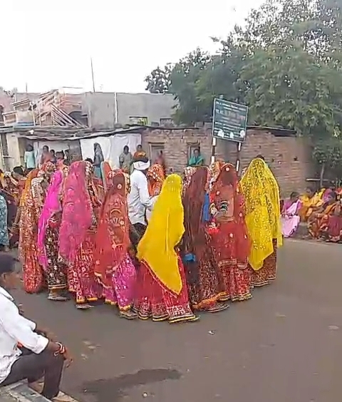 बोडखा येथे बंजारा समाजाचा तीज विसर्जन सोहळा उत्साहात बंजारा गीतांच्या तालावर नायक-कारभारींचा जल्लोष;